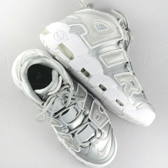 Women’s Nike Air More Uptempo “Loud and Clear” Siz - Picture 2 of 5
